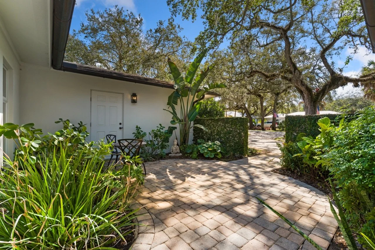 315 Date Palm Road — photograph 9 of 31